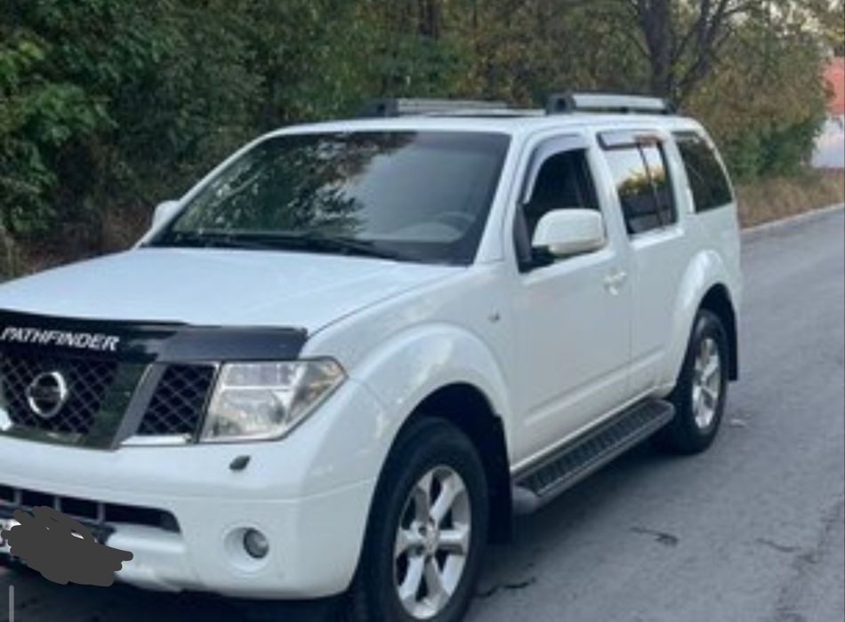 nissan pathfinder 2005