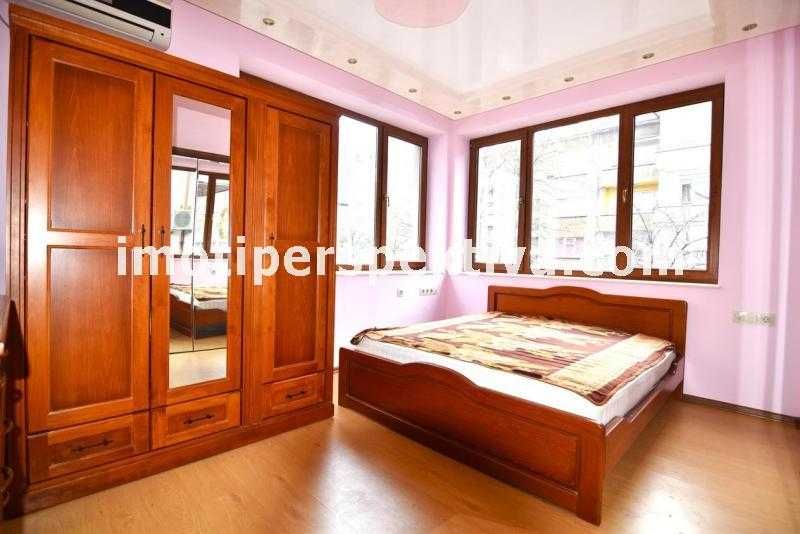 Продава се Тристаен апартамент в Пловдив, Център - 145 кв.м за 876 €/кв.м - Снимка #6