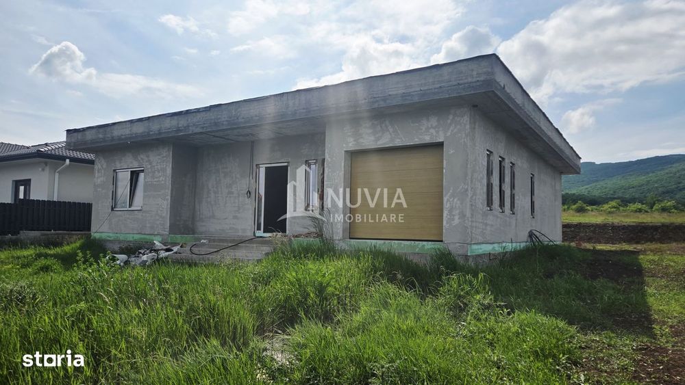 Casa individuala cu 4 camere,690 mp teren, zona Schit