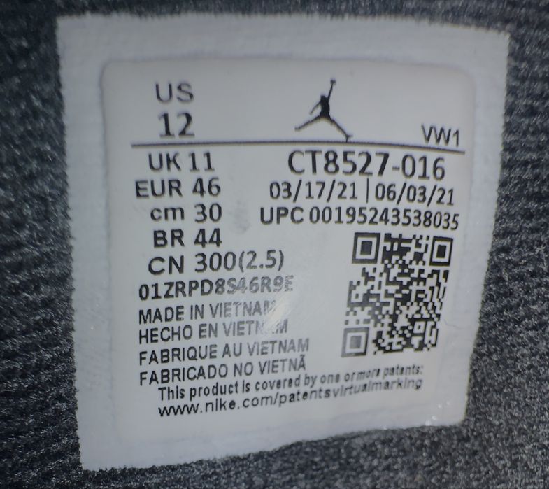 AIR JORDAN 4 Thunder Red