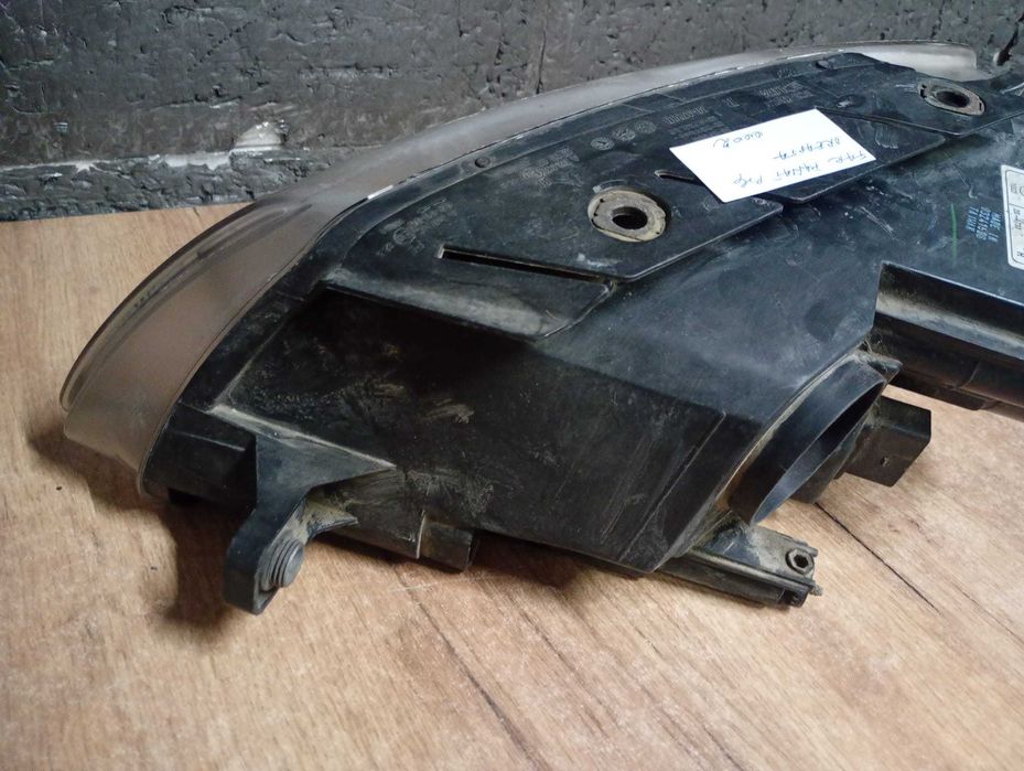 Far Dreapta VW Passat B6 An 2005-2011 Halogen Europa