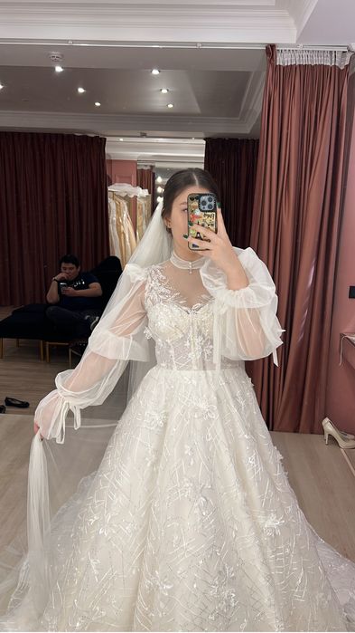 Свадебное платье