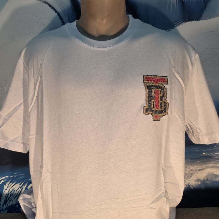 Tricou Burberry marimea XXL, alb, bumbac. Unisex. Nou cu eticheta. Farfetch