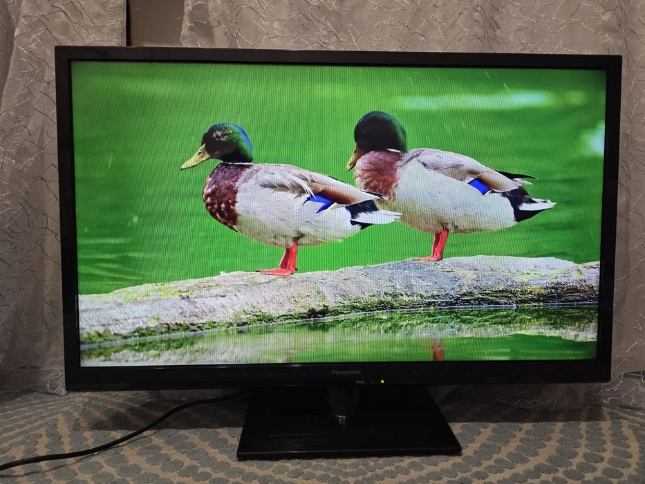 Телевизор Panasonic 81cm HDReady