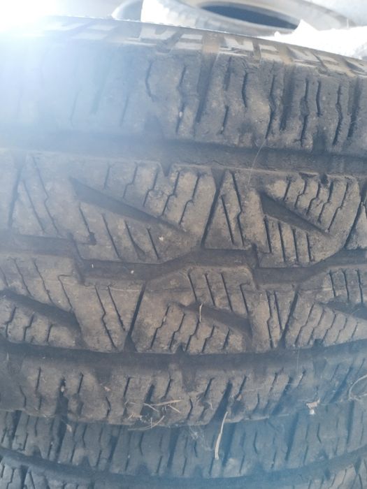 Продам авто шины 275/65/17