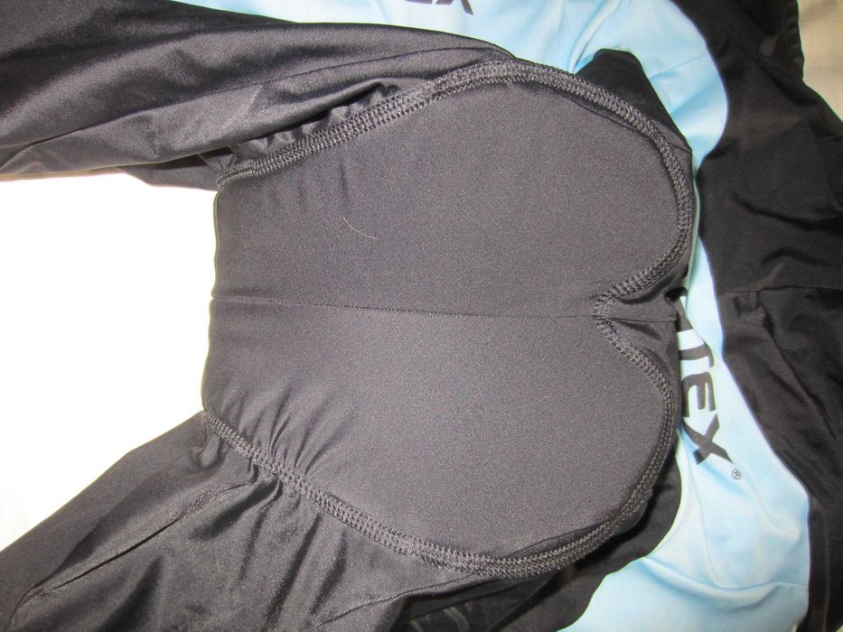 Pantaloni scurti ciclism, Klimatex si B-Twin, masura XXL, stare f.buna