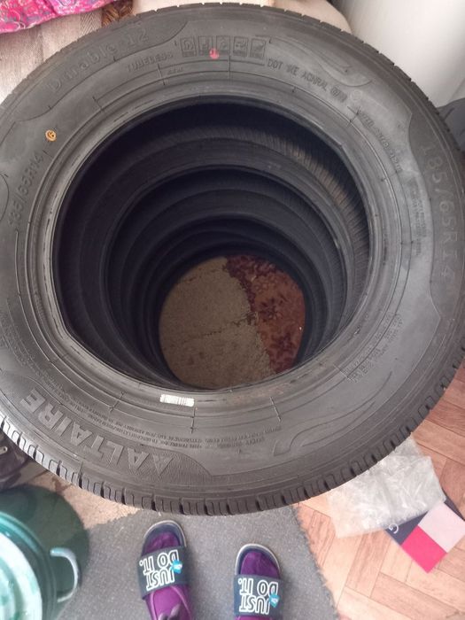 Продается шины новые