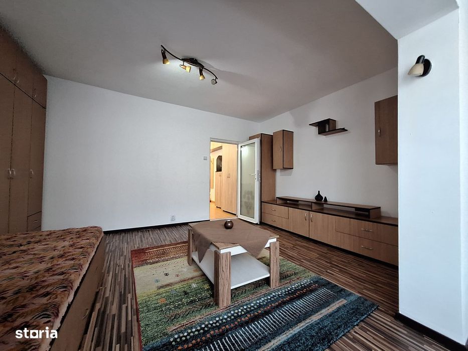 Apartament cu 1 camera-complet renovat-centrala proprie-38 mp utili-Fr