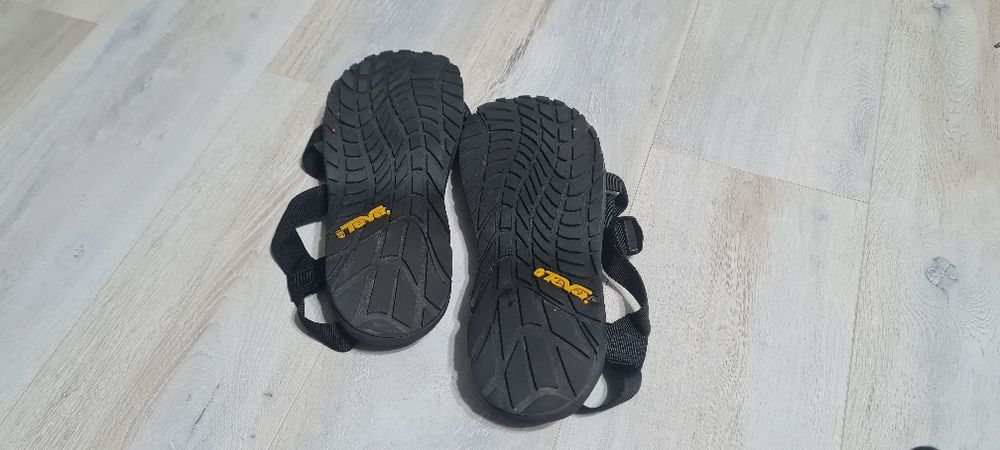 Sandale Teva Impecabile