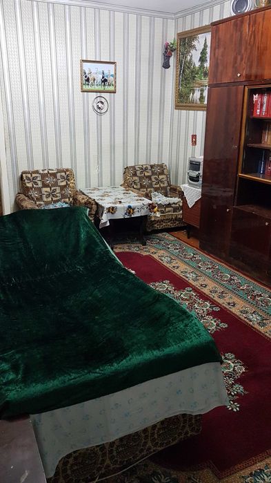 UY SOTILADI SROCHNO ! 2-Xona, 3-qavat , 3 mkr,  Zarafshon.