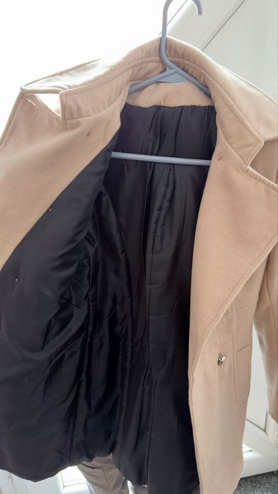 Palton dama nou nepurtat