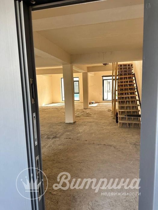 Олтинтепа участок 8 комнат