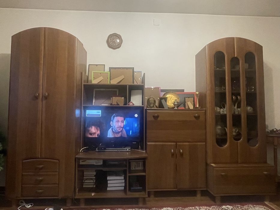 шкафы для гостиной