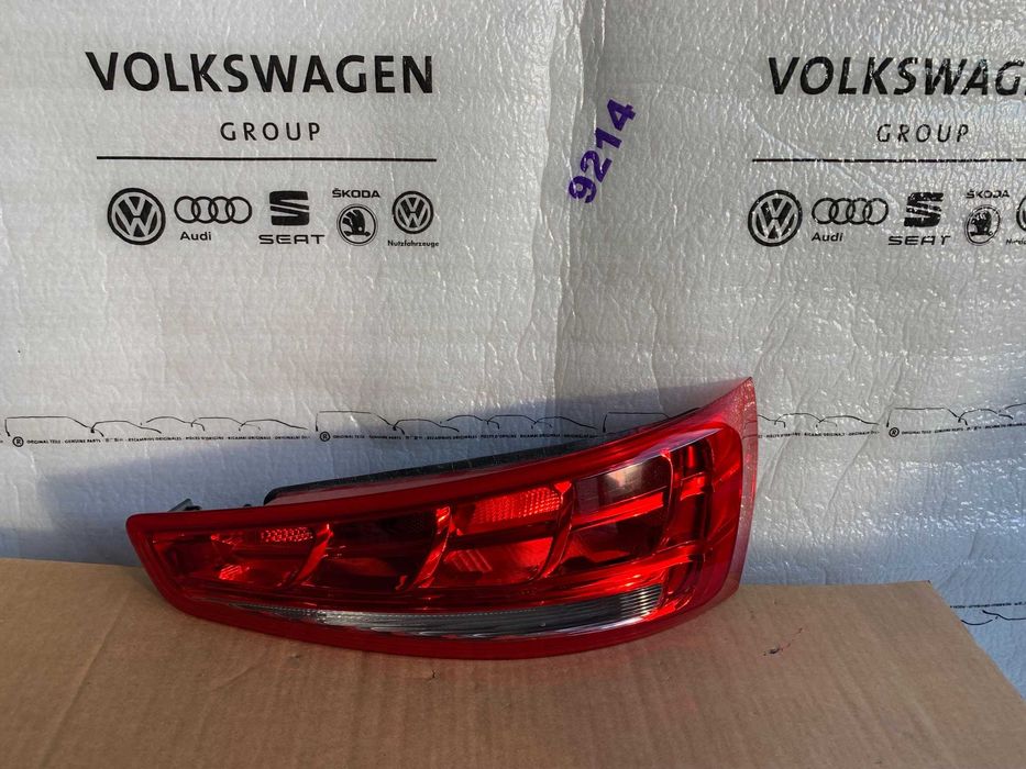 Stop dr Audi Q3  8U0945094 , 2011-