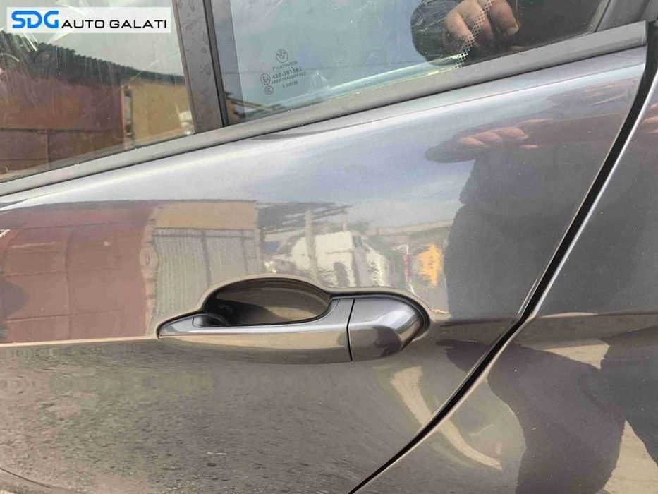 Usa / Portiera Stanga Spate BMW Seria 3 E90 2004 - 2011 Cod Culoare A22 Sparkling Graphite