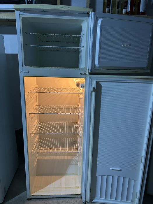 Продам Холодильник Хорошем состоянии