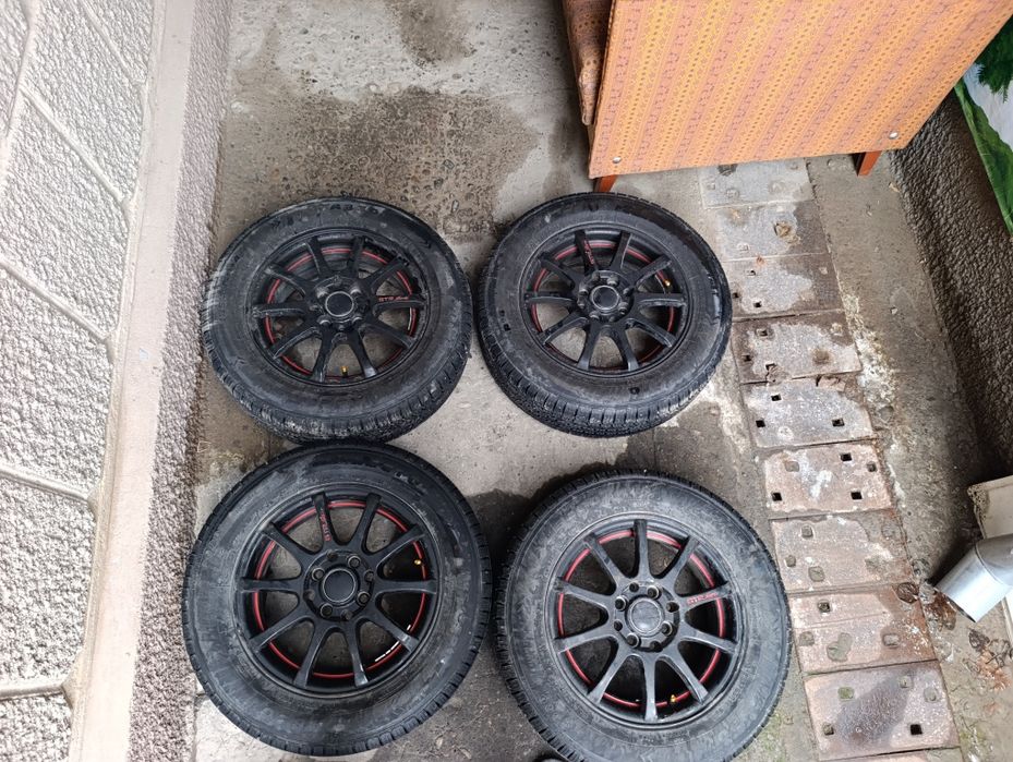 Диски  резиной в хорошем состоянии R14 185x65