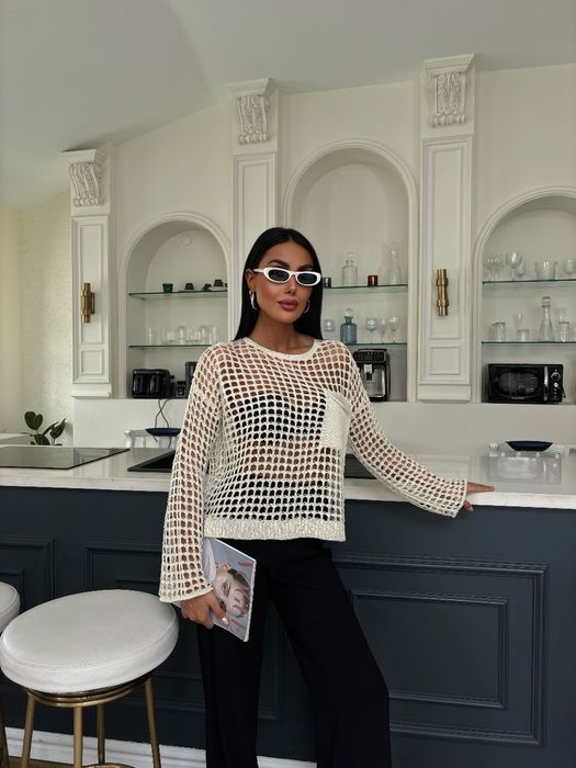 Прекрасен пуловер универсален размер