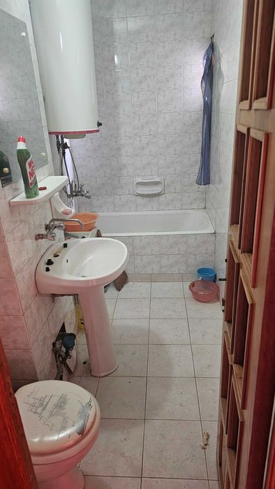Apartament cu 3 camere