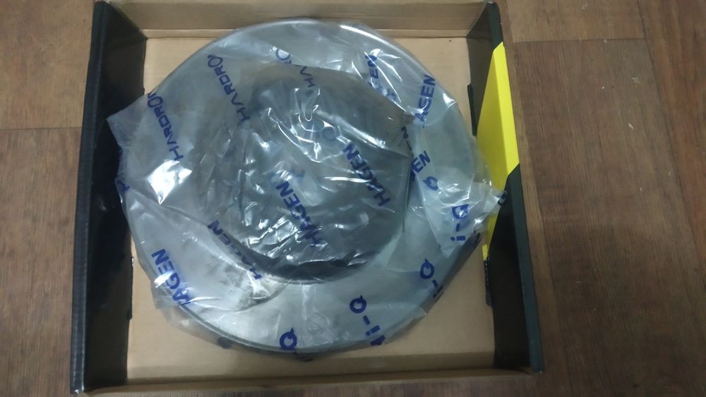 Продам диски тормозные отдам недорого