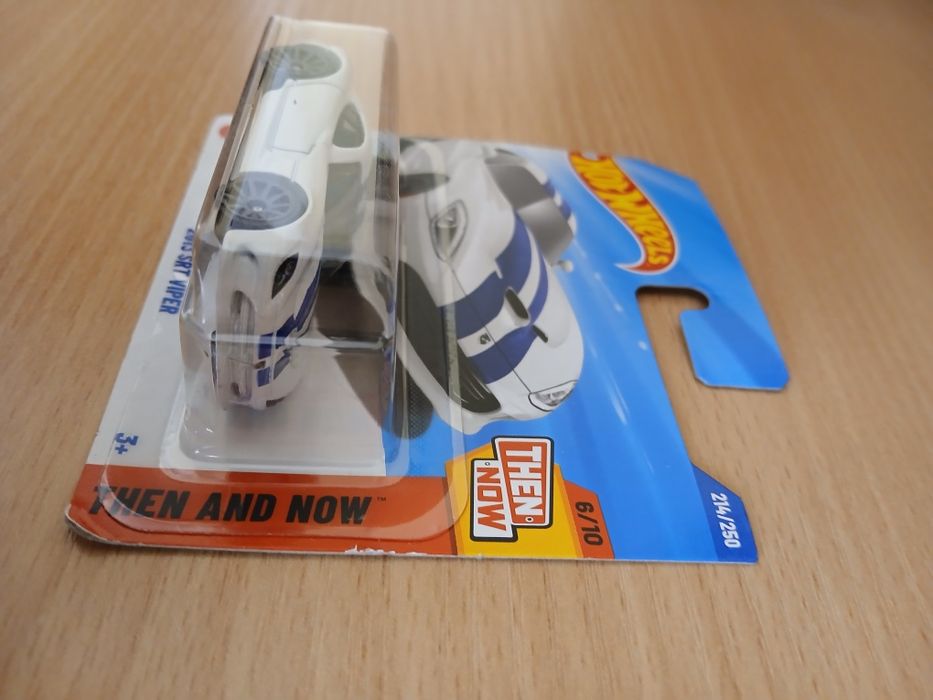 2013 SRT VIPER Hot Wheels