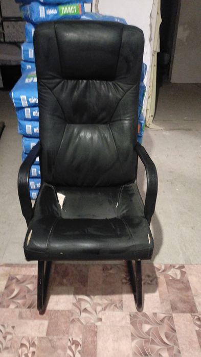 Продам кресла б/у