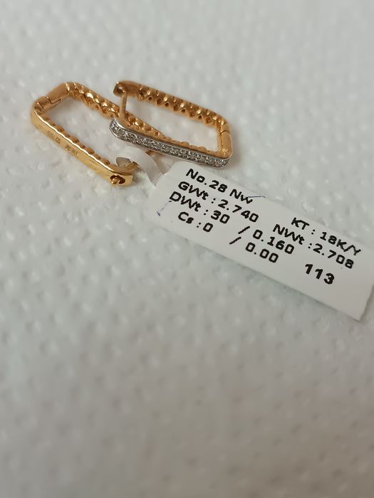 продам золотые серьги с бриллиантами