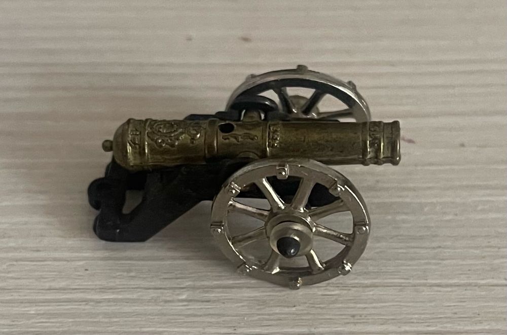 Мини статуэтка пушка металл-пластик, 4 см