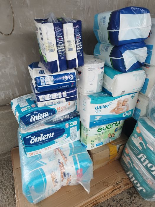 Памперсы размер 2 М, XL фирмы разные