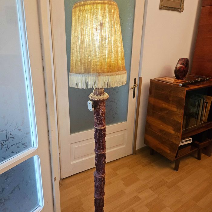 Candelabru antic functional
