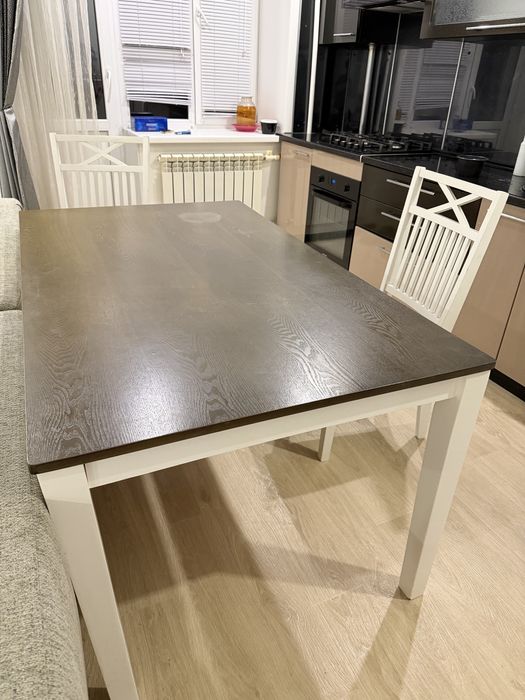 Продам стол и стулья