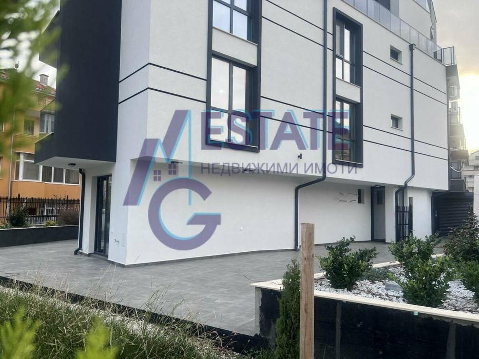 Продава се Тристаен апартамент в Бургас, Сарафово - 316 кв.м за 581 €/кв.м - Снимка #4