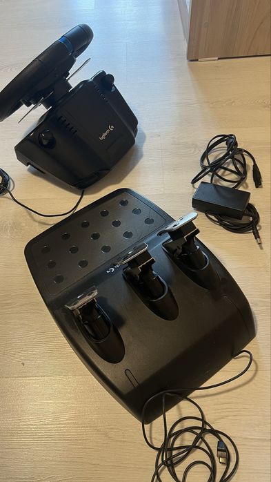 Volan Logitech G29