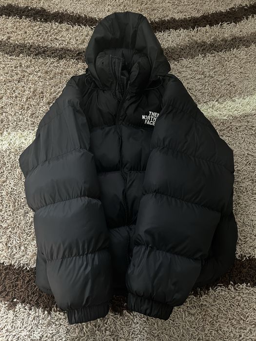 Пуховик the north face.