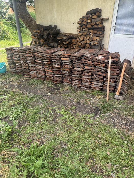 Продавам използвани керемиди