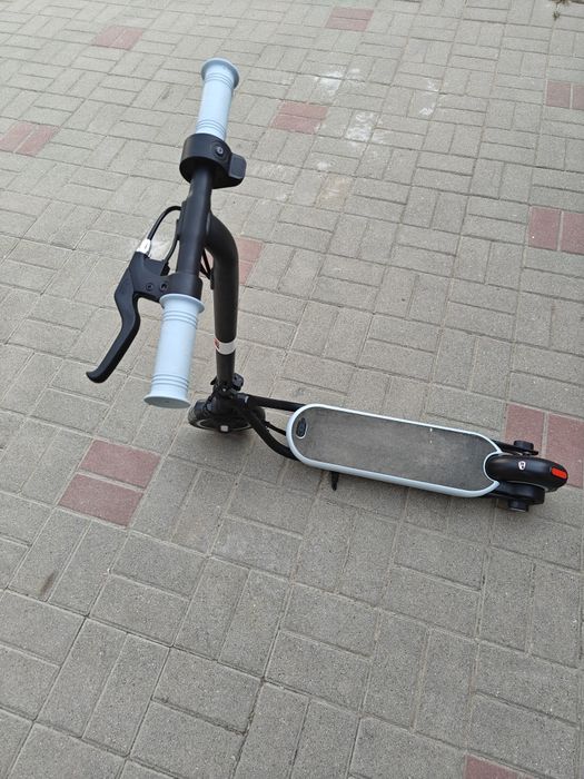 Vând trotinetă electrică