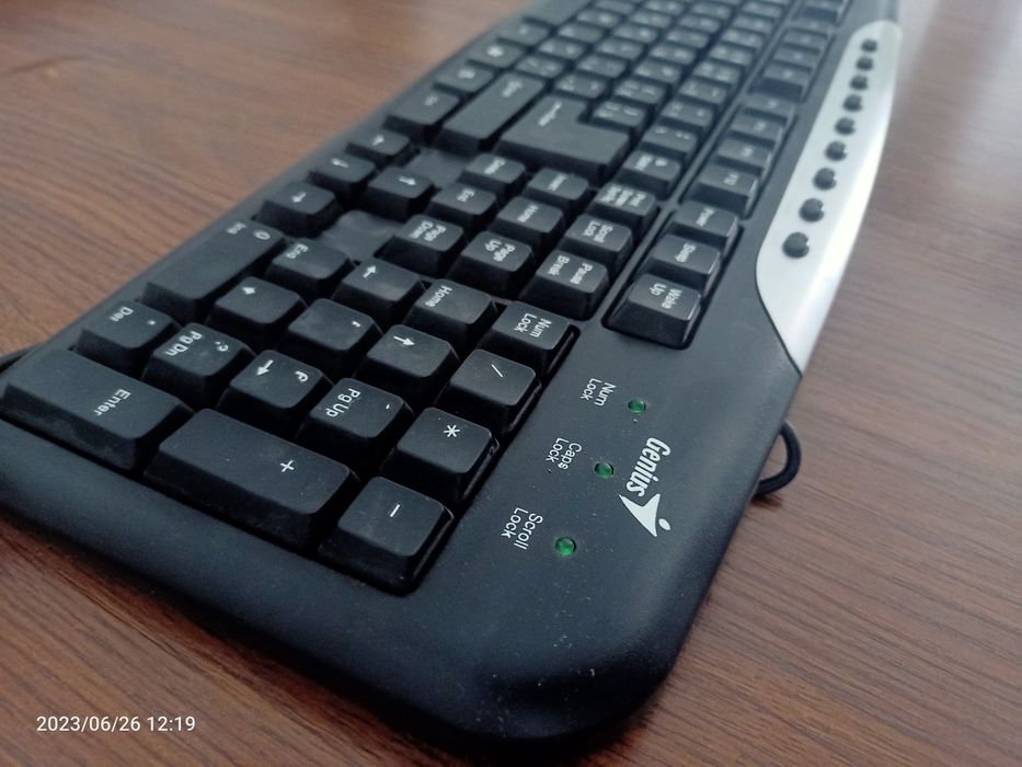 Клавиатура Genius