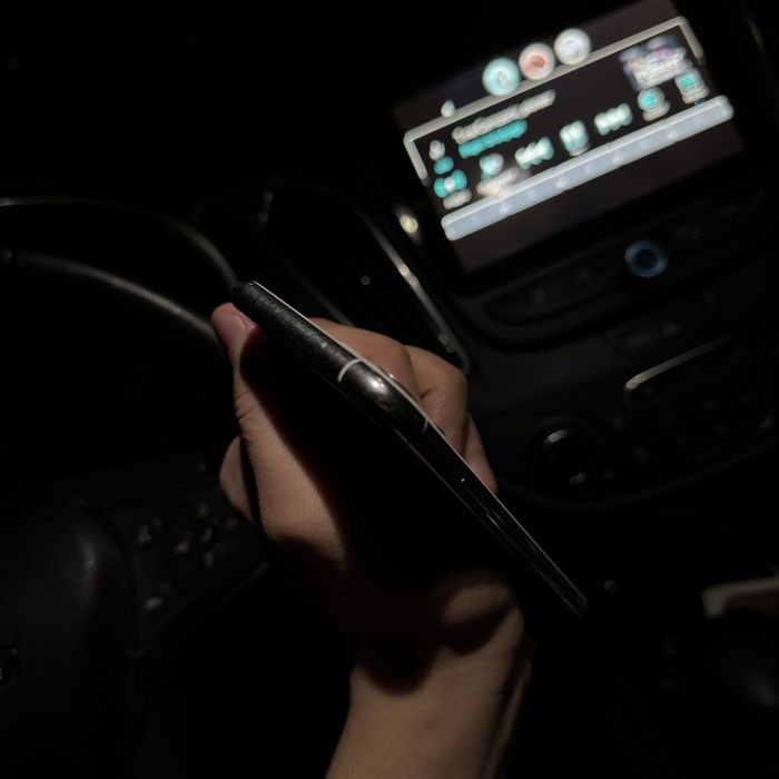 iPhone 11 pro 64 gb 82% Radnoy