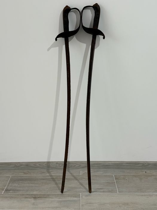 Sabie cavalerie vechi de colectie razboi