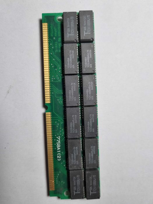 Memorii RAM SIMM cu 72/30 pini