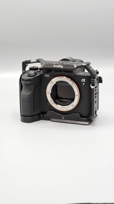Sony a7IV 2024 8000 cadre Bucuresti Sectorul 5 • OLX.ro