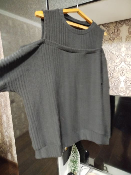 Продаю новую кофту