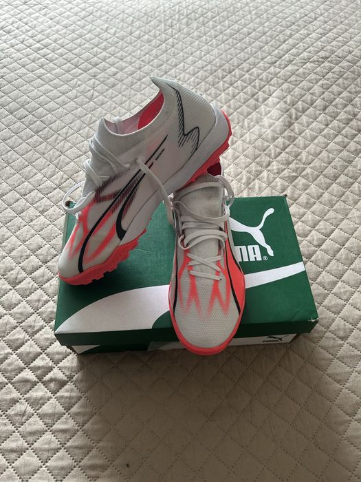 Обувки Puma Ultra за искуствена трева
