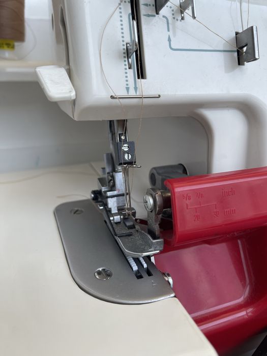 Оверлок   Toyota