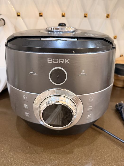 Мультиварка Bork