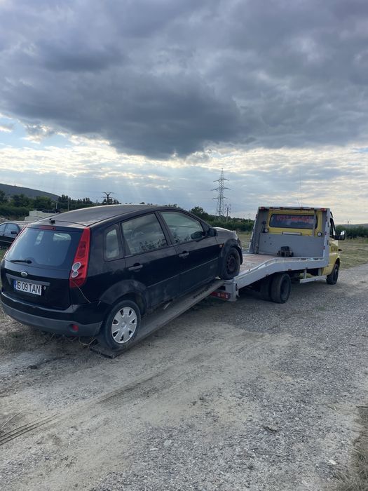 Tractari auto non-stop  asistenta rutiera