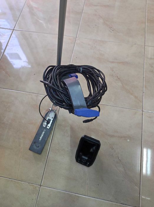 Сонар с GPS - Garmin Striker 4 и Сонда Garmin GT20,8-пинова