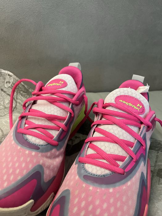 Дамски маратонки Under Armour