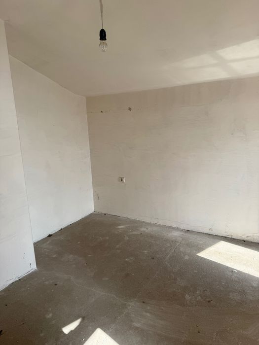 Дава се под наем Четиристаен апартамент в Бургас, Център - 160 кв.м за 510 € - Снимка #1