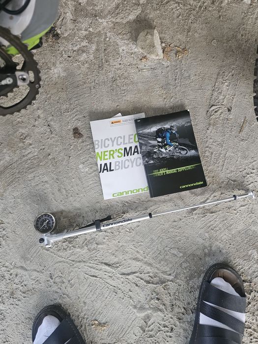 Bicicleta Jekyll 5 cadru cannondale suspensie fox furca fox
